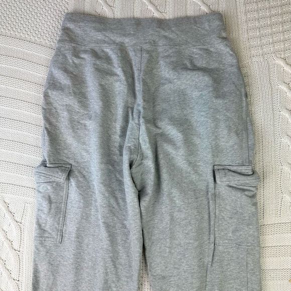 Aerie Offline Cargo Style Sweatpants Joggers Size Medium Loose Fit Gray - Picture 5 of 11
